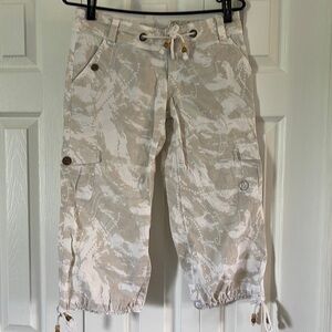 Orb cargo capris Size 5❤️‍🔥❤️‍🔥